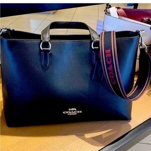 Coach Logan Carryall